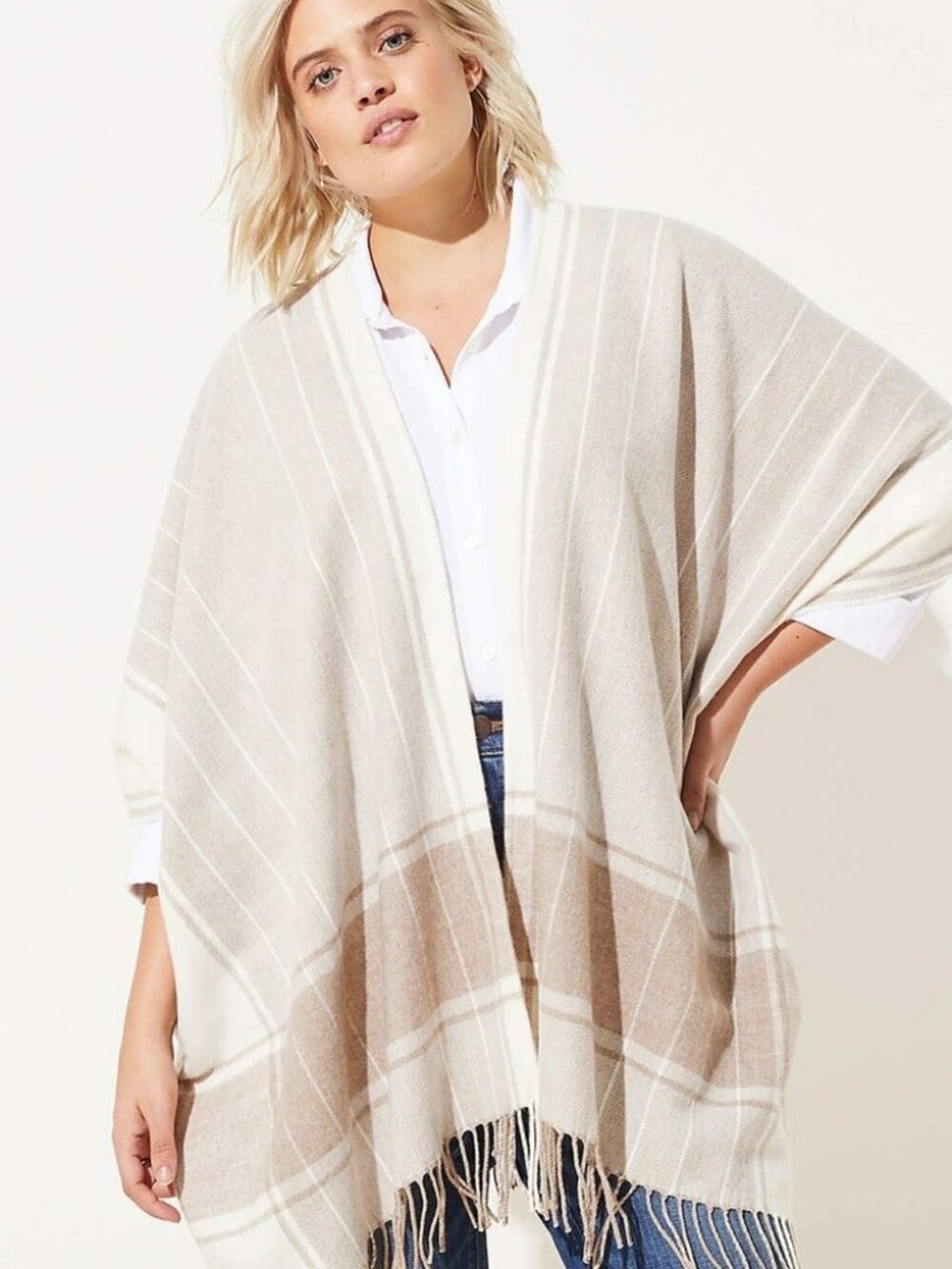 NWT Loft Cozy Cream and Tan Plaid Fringe Poncho XS/S
